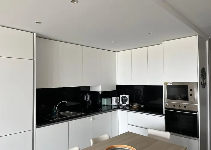 Sitio Oceans View Apartamento *