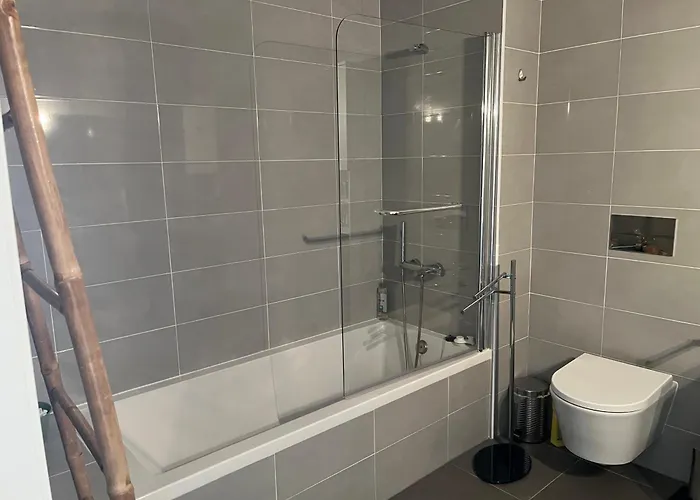 Sitio Oceans View Apartamento *